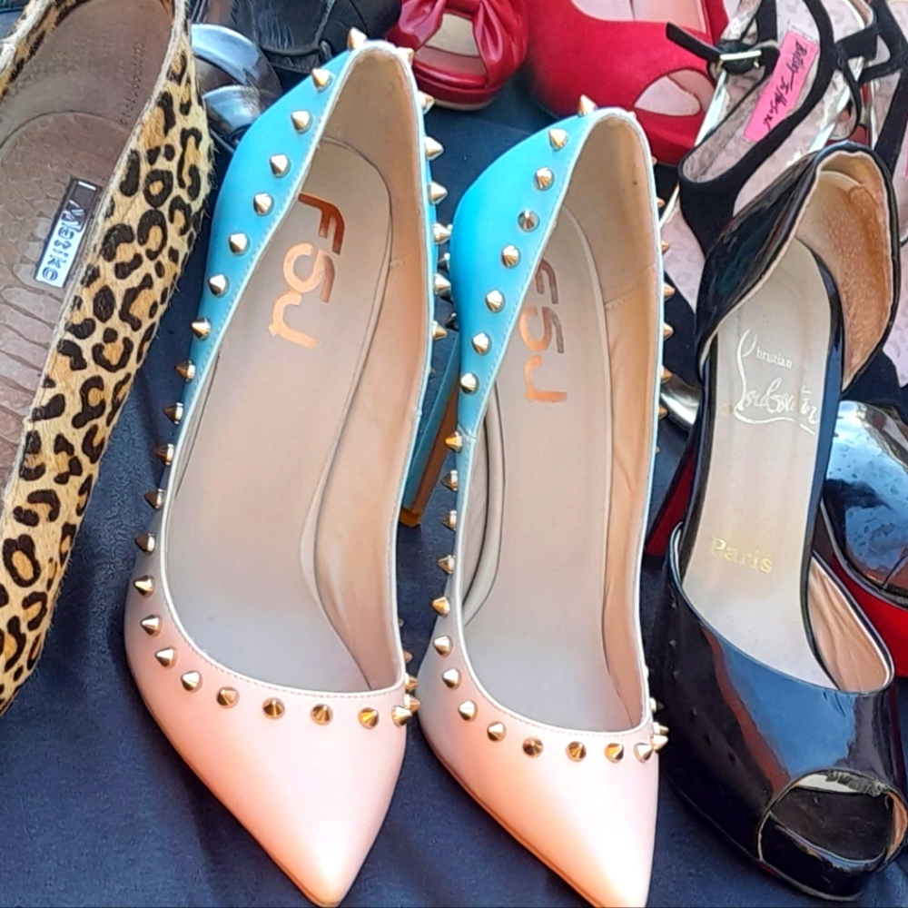 NWOB ombre studded pumps